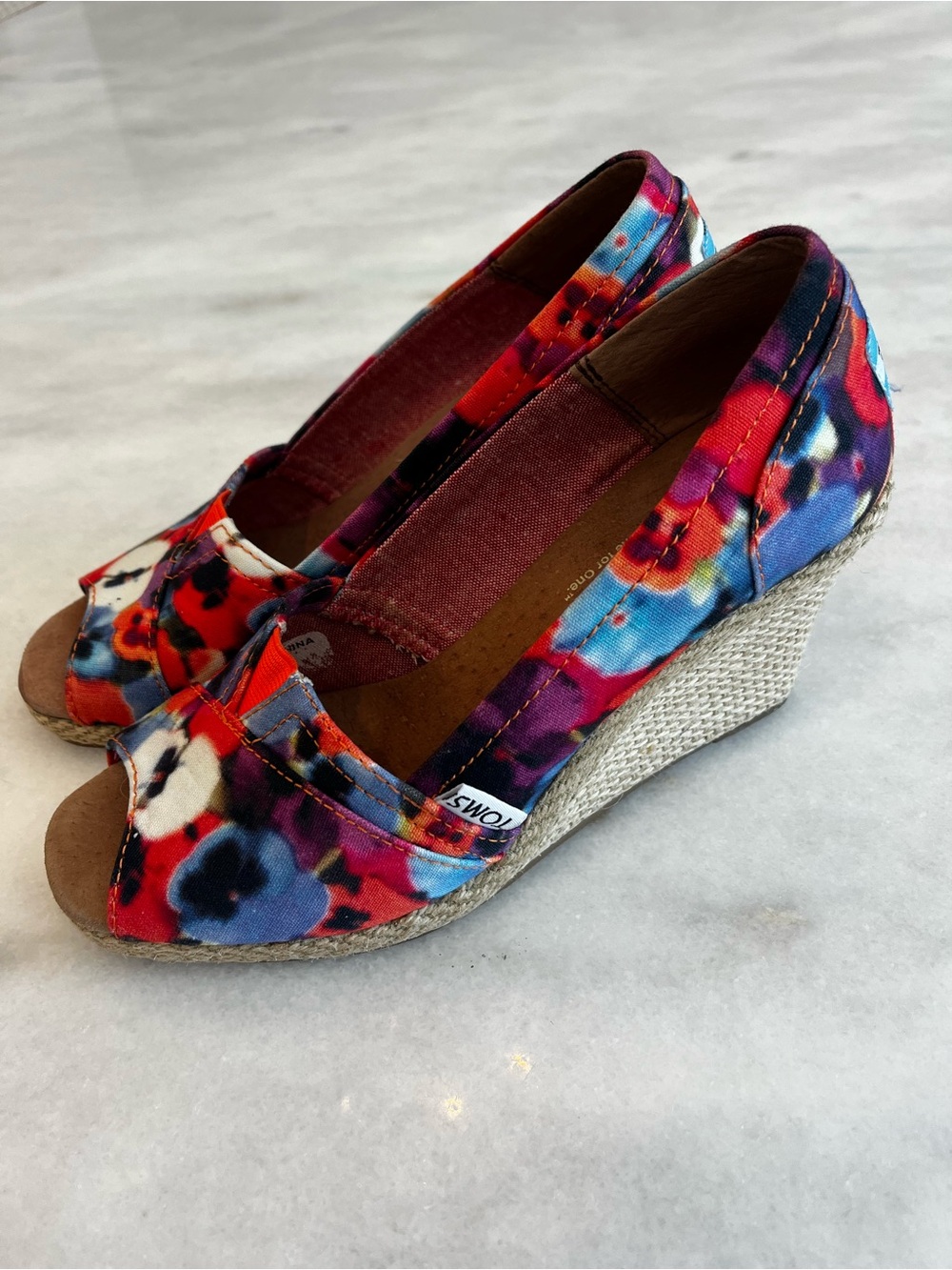 TOMS Oahu Floral Peep Toe Espadrille Wedge peep-tor Sandals - Size 6.5